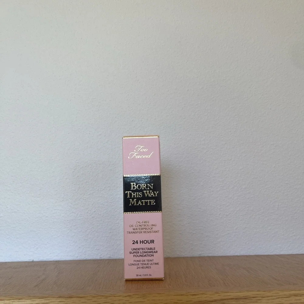 Too Faced Born This Way Matte 24 Hour Longwear Foundation, 1.0 fl oz -CLOUD‎